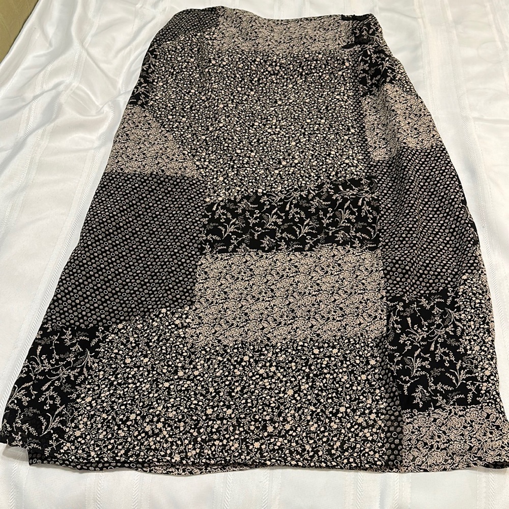 Women’s Wrap Midiskirt
